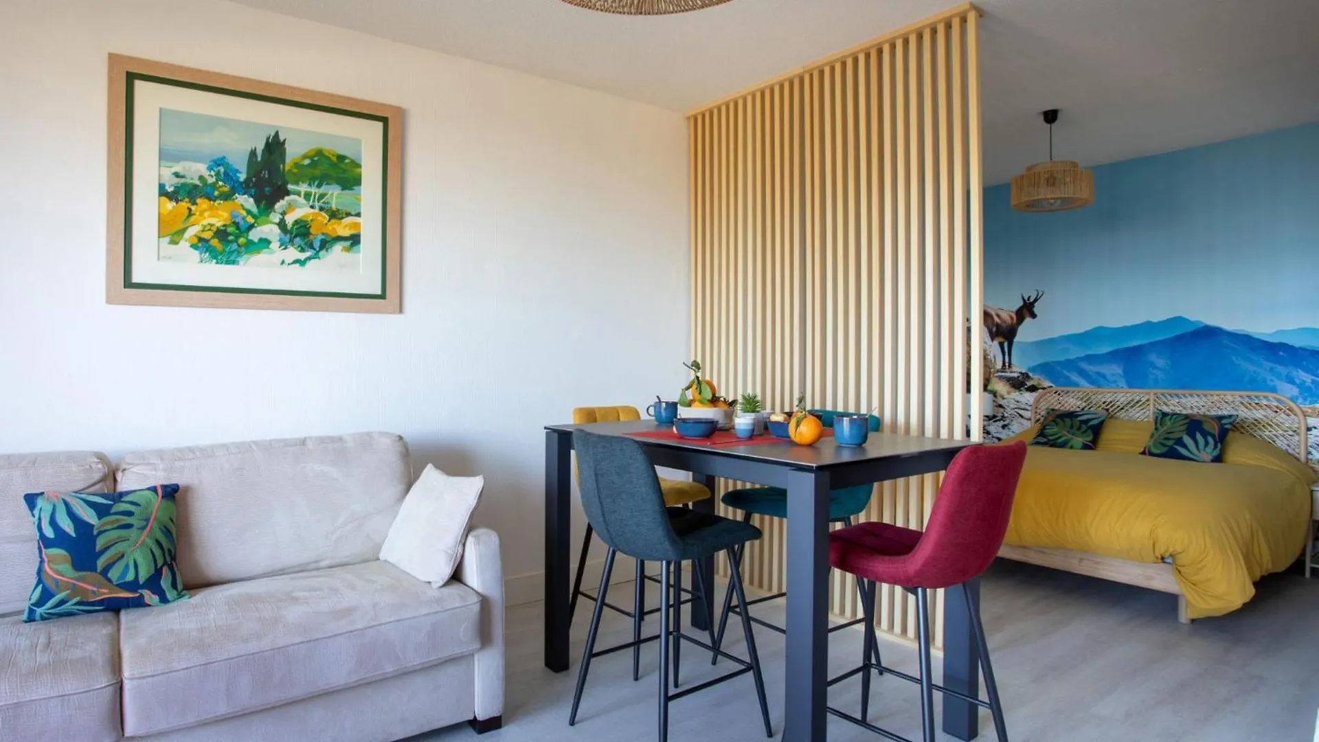 Apartment Les Coralines By Interhome Villeneuve-Loubet