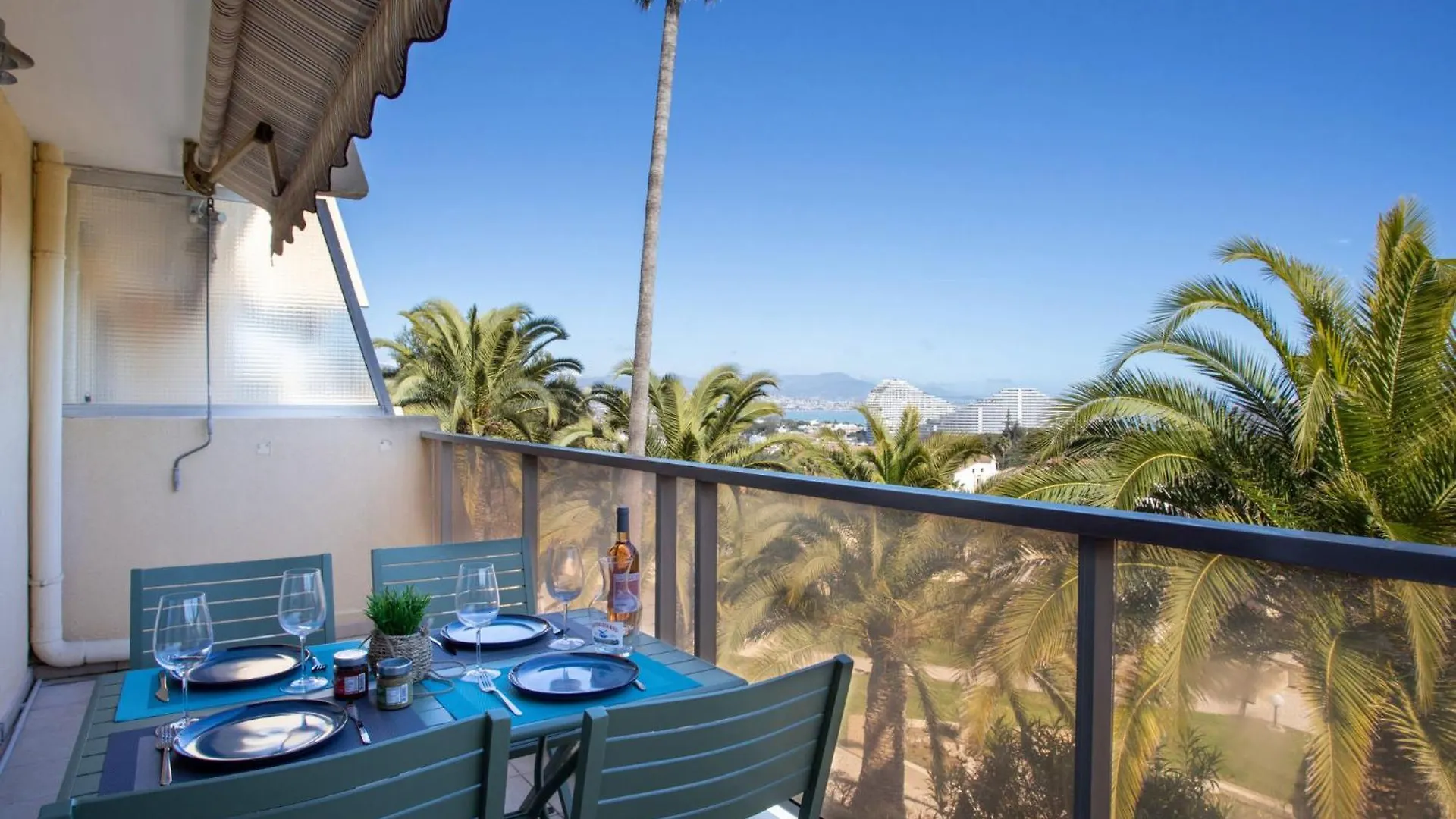 Apartment Les Coralines By Interhome Villeneuve-Loubet France