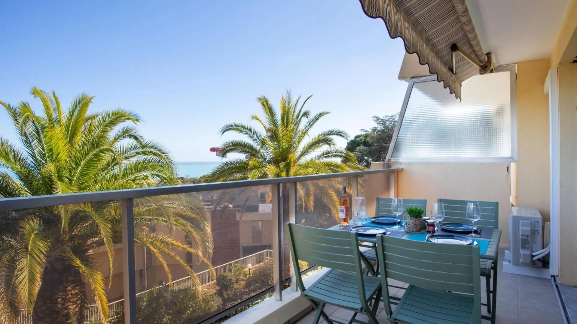 Apartment Les Coralines By Interhome Villeneuve-Loubet