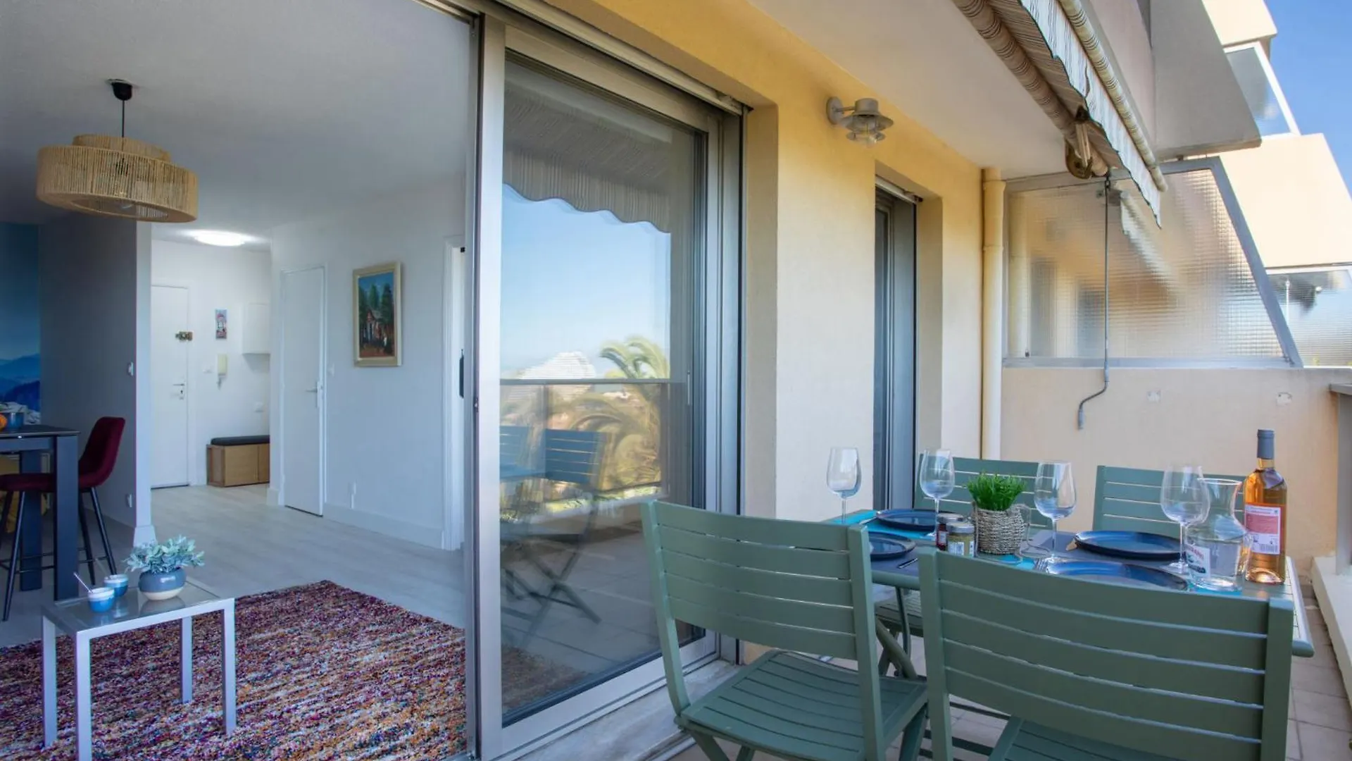 Apartment Les Coralines By Interhome Villeneuve-Loubet